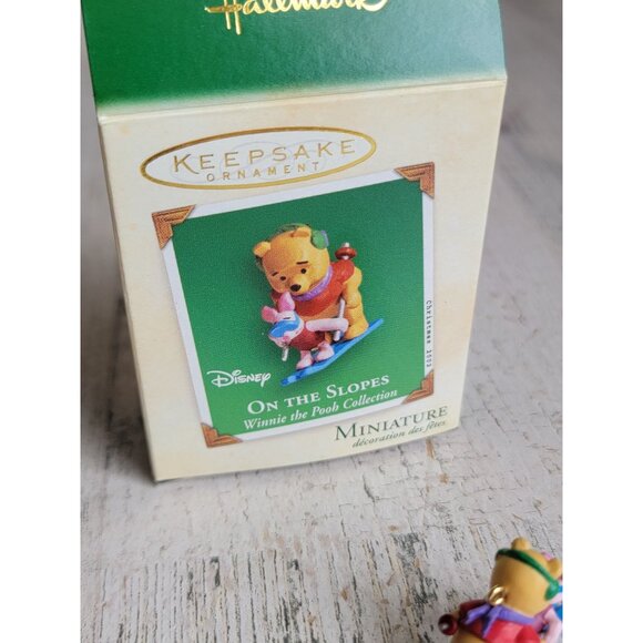 Hallmark on slopes Winnie the Pooh ornament Xmas miniature - Picture 5 of 5